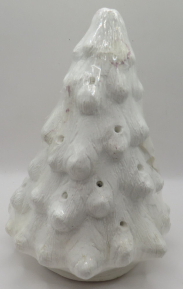 California Creations 94609 Christmas Tree 8" Ceramic