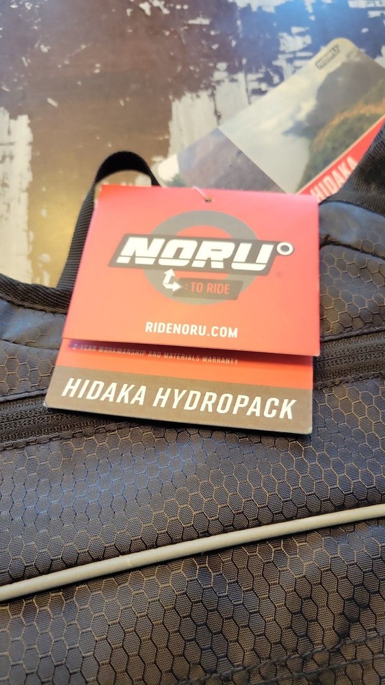 NORU Hidaka Black 2L Hydration Pack Backpack