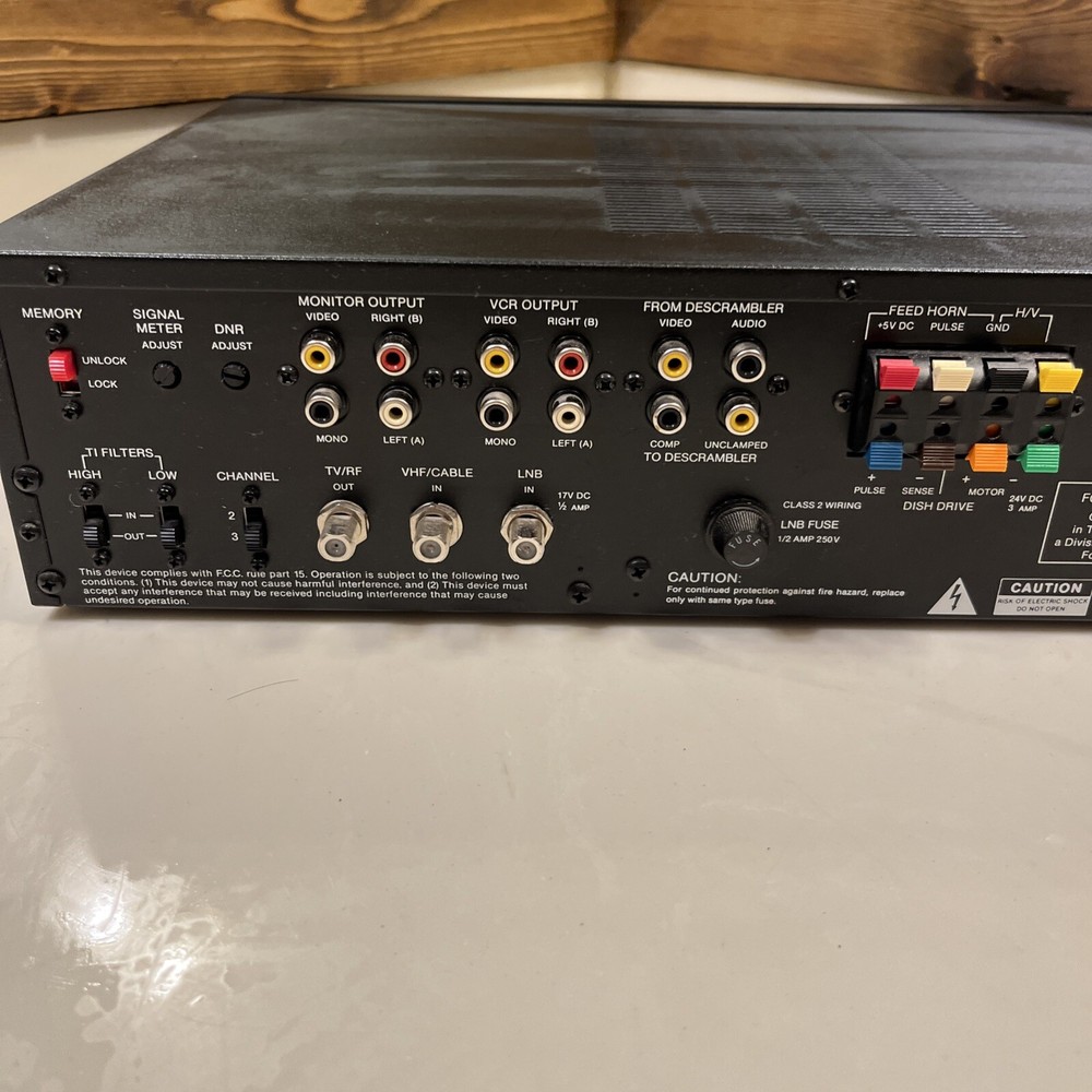 Realistic Satellite Receiver SR 2010