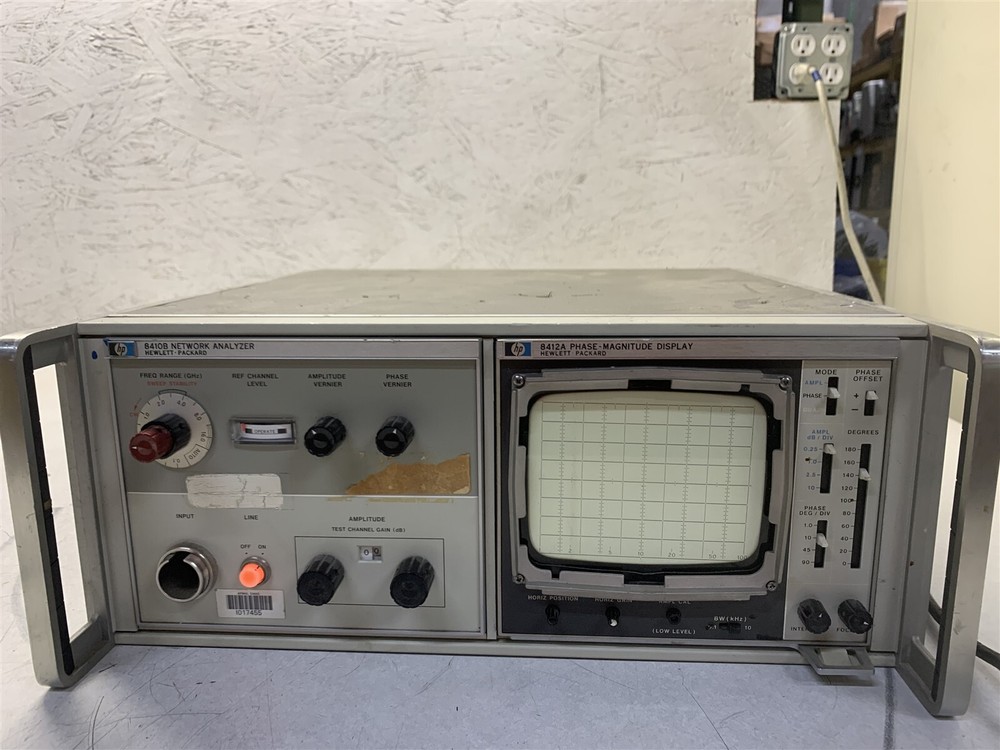 HP HEWLETT PACKARD 8410B NETWORK ANALYZER W/ 8412A PHASE MAGNITUDE DISPLAY