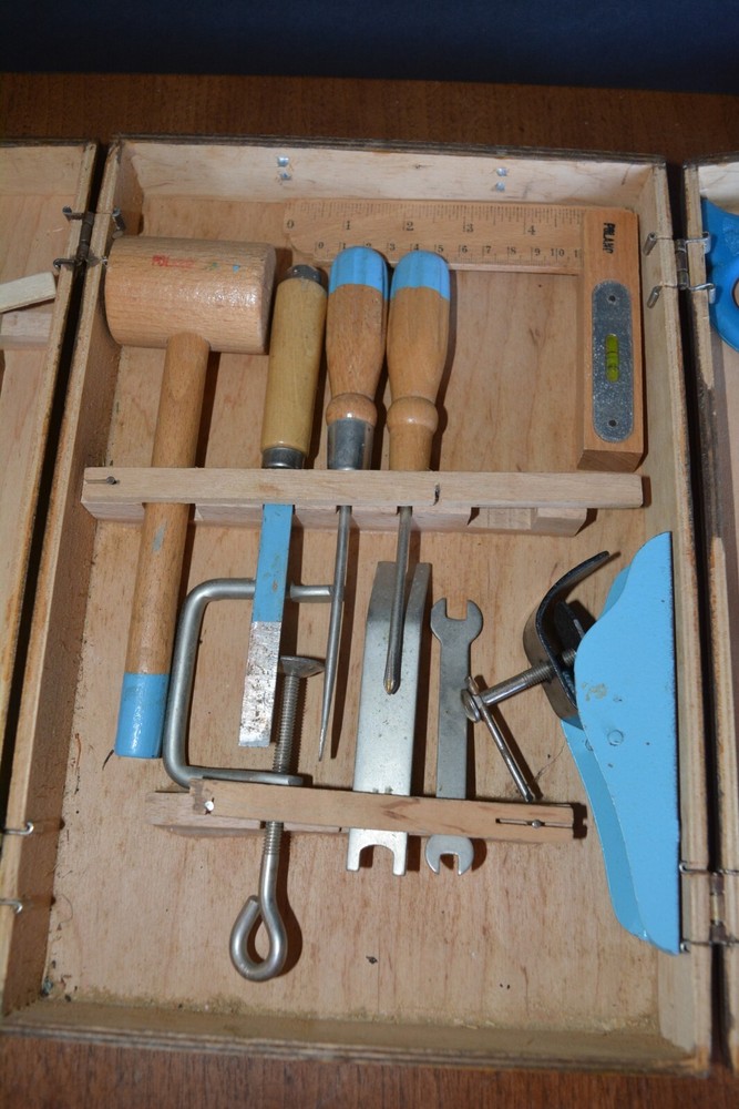 VTG Children's Tool Kit & Wood Portable Storage Case