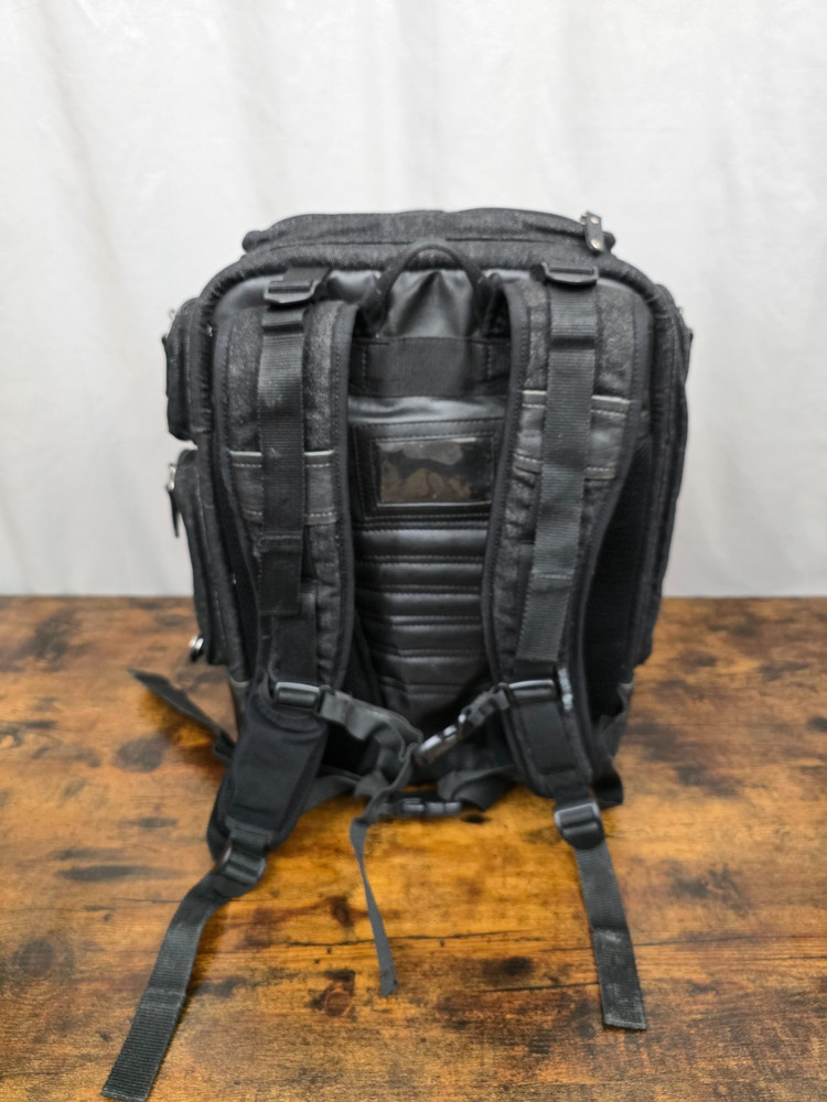 BURTON Aperture Pack / Backpack - VG!