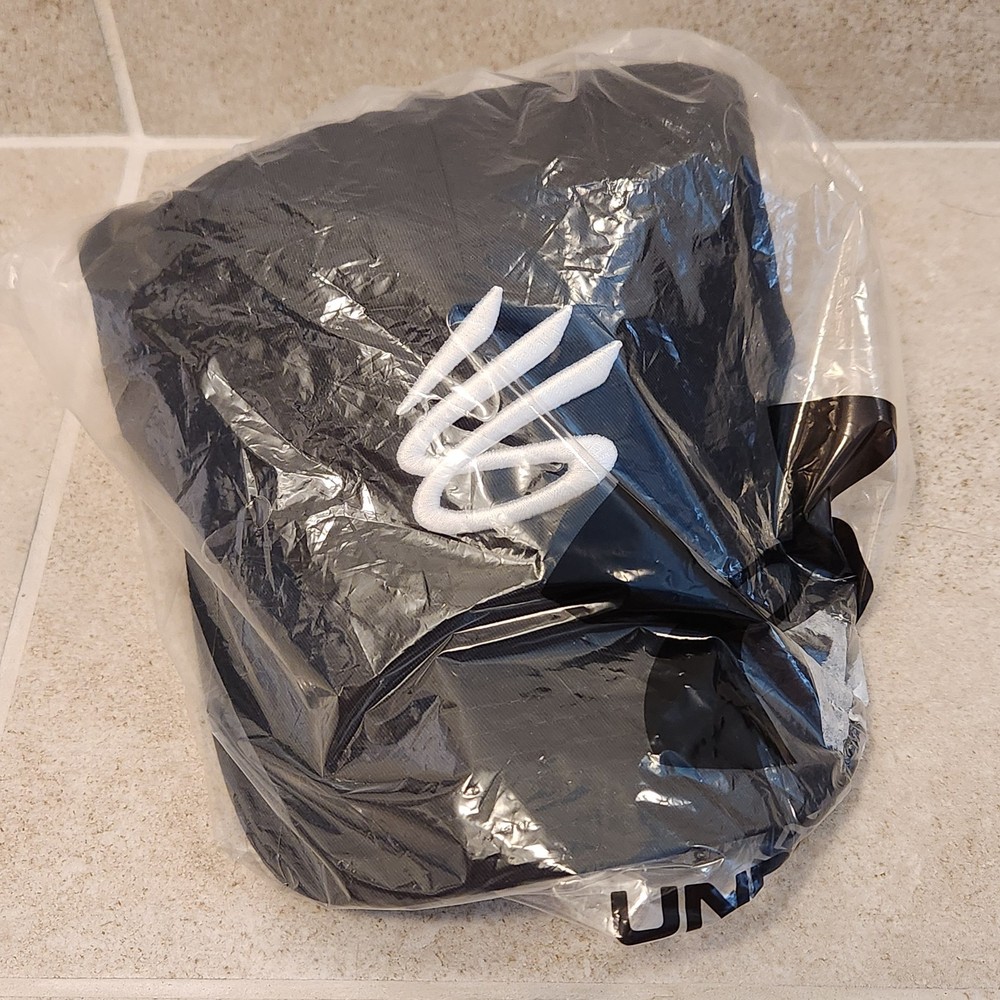 Under Armour UA Steph Curry Adjustable Hat Cap Stephen Curry Black White Logo