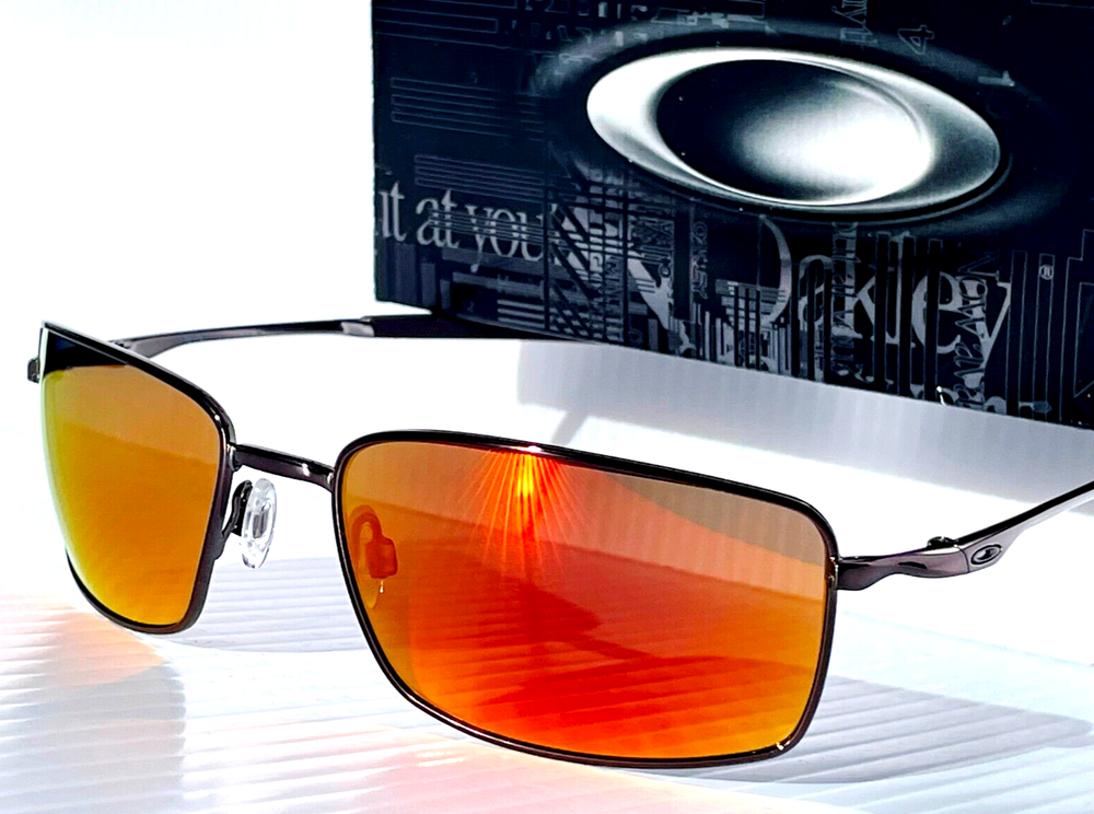 Oakley SQUARE WIRE Titanium Silver w POLARIZED Galaxy Ruby Lens Sunglass 4075