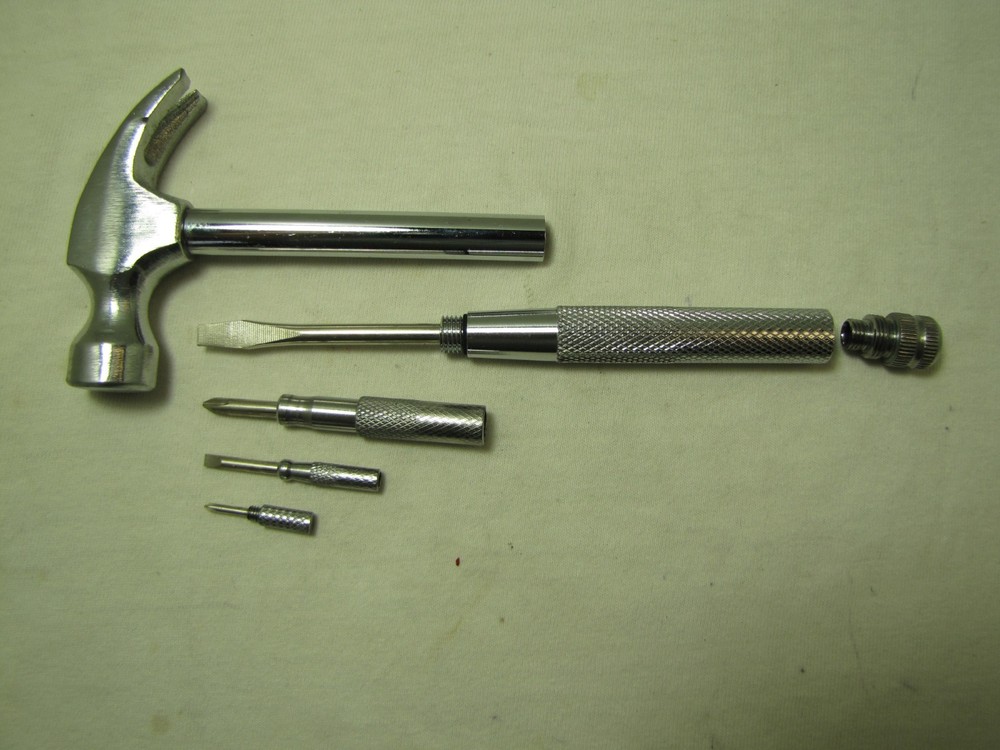 Nesting Hammer & 4 Screw Driver Set UNBRANDED USED