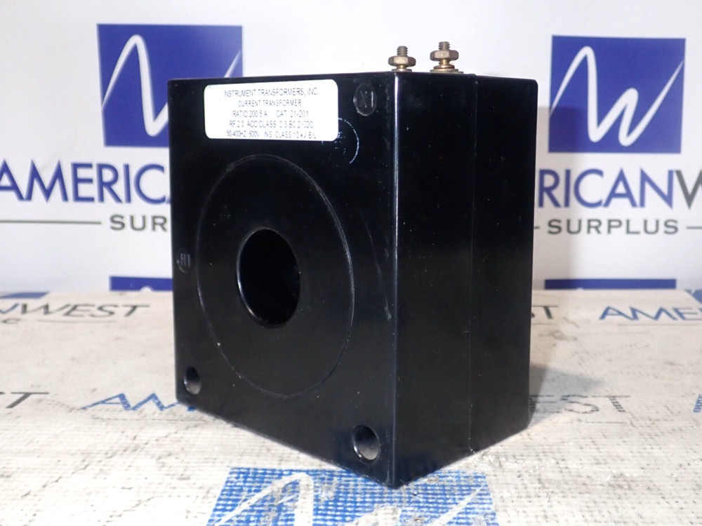 Instrument Transformers 21-201 Ratio 200:5 A 600 Volt Current Transformer