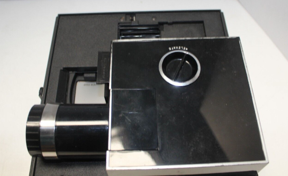 Bell & Howell Slide Cube 987 Vintage Projector *Untested