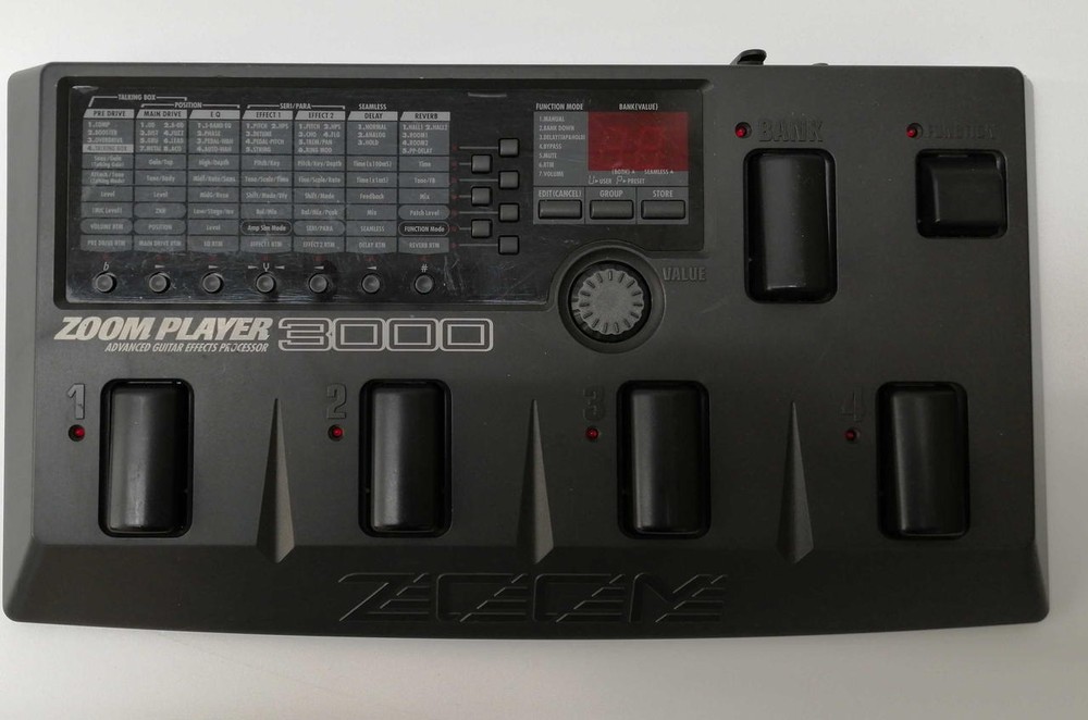 ZOOM PLAYER 3000 | Guitar Effects Processor in Good Condition