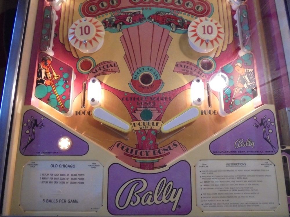 Bally 1976 Old Chicago Pinball Machine!