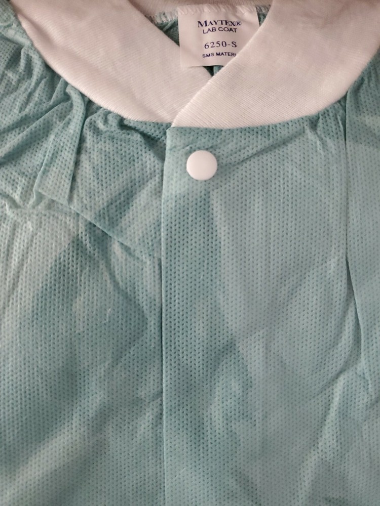 30 Maytex none-woven cloth sms laboratory isolation coats (small)