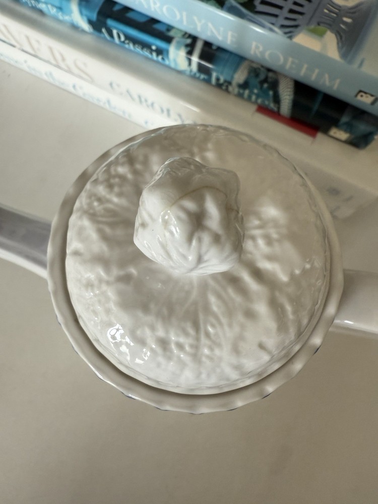 Fluer De Lis Coffee Pot