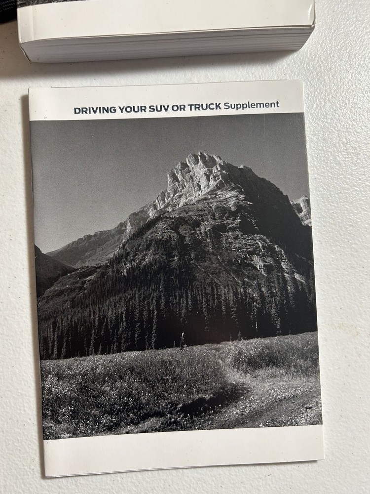 2015 Ford Explorer Owner's Manual Set