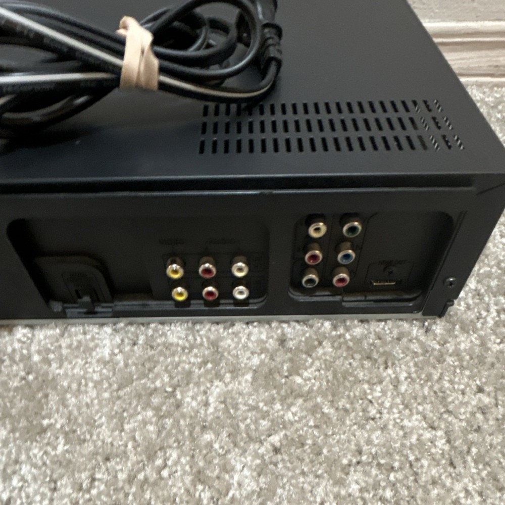 Samsung DVD-V9800 DVD VHS Player HDMI Dolby Digital DivX Combo
