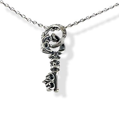 DEAL DESIGN Select Key Top - Spade
