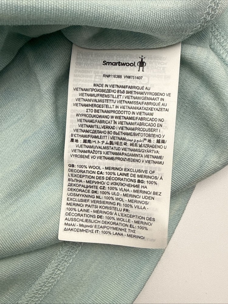 $115 Smartwool Women’s Merino Base Layer Crew Top-Bleached Aqua Heather -Medium