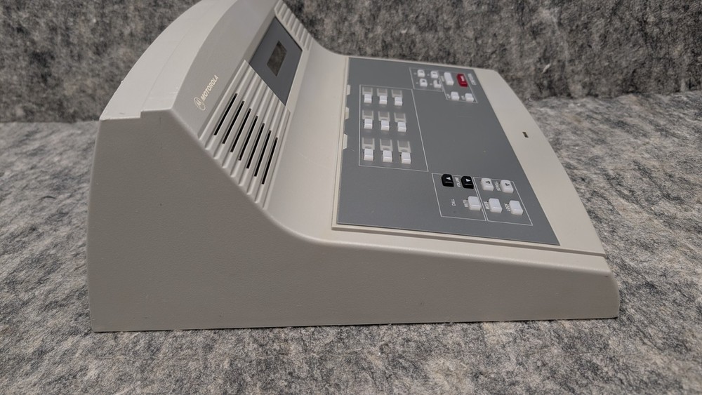 Motorola Comtegra L1925A Desktop Controller Radio Dispatch Console