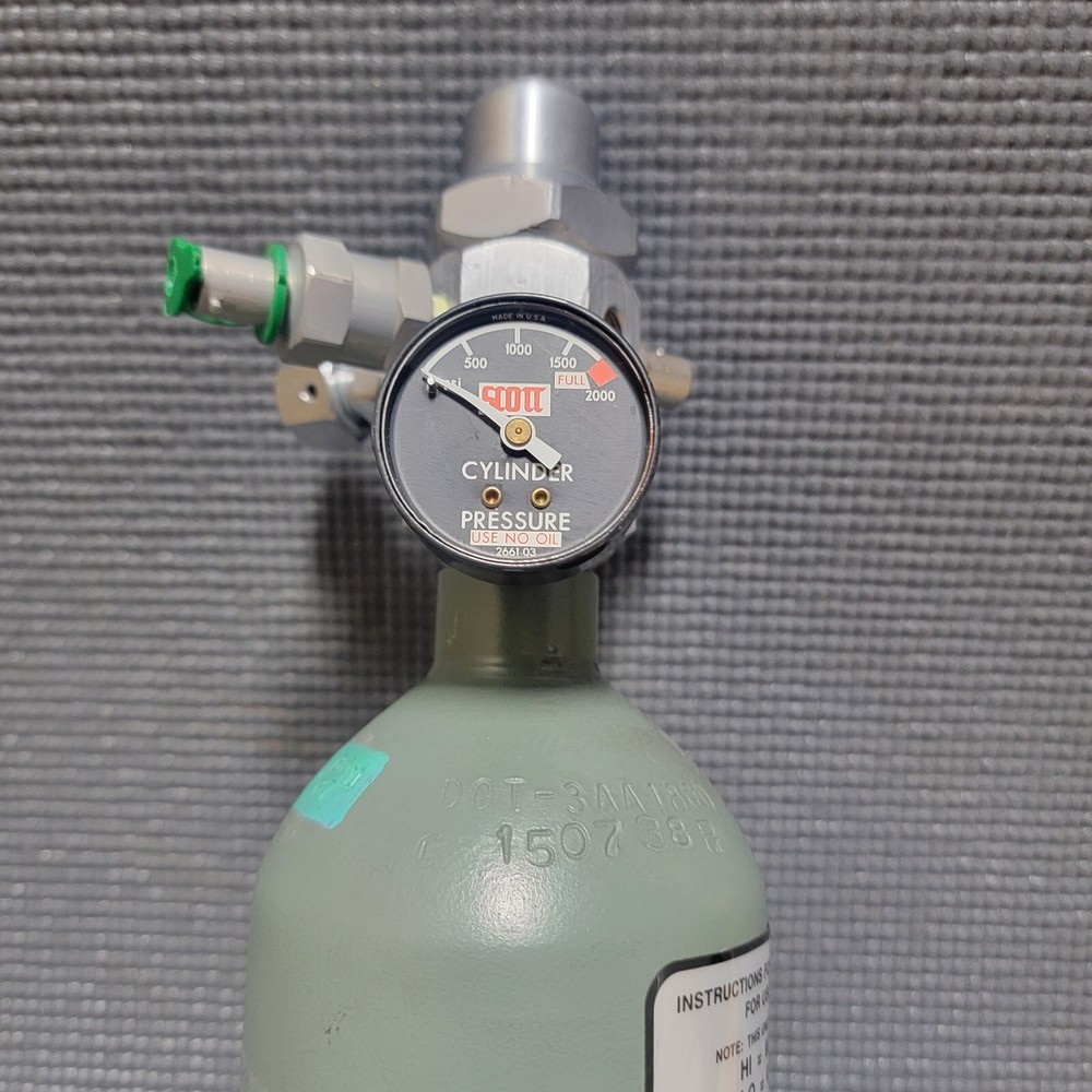 SCOTT 5500-A1U-BF25A - PORTABLE OXYGEN UNIT -AVOX SYSTEMS