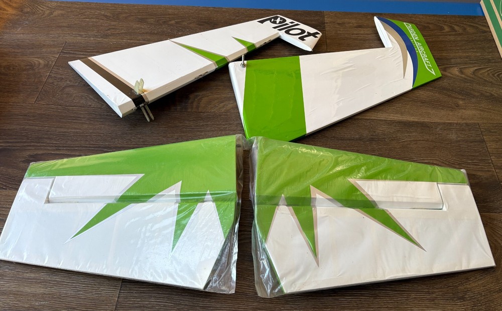 RC Pilot Edge 540 (60cc) Tail Horizontal Stabilizer