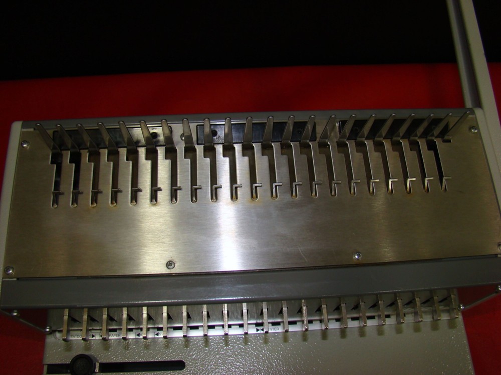 Ibico Kombo Heavy Duty Manual Hole Punch & Comb Binding Machine