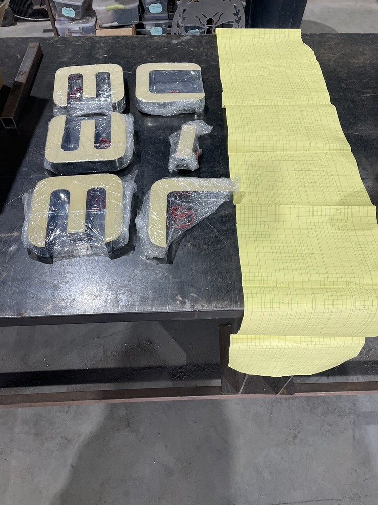 Gaming E-Blue LED display