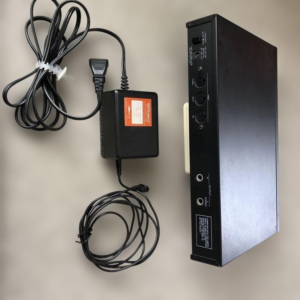 Roland MT-32 & Opcode MIDI Translator II Used Synth Module Japan Gift