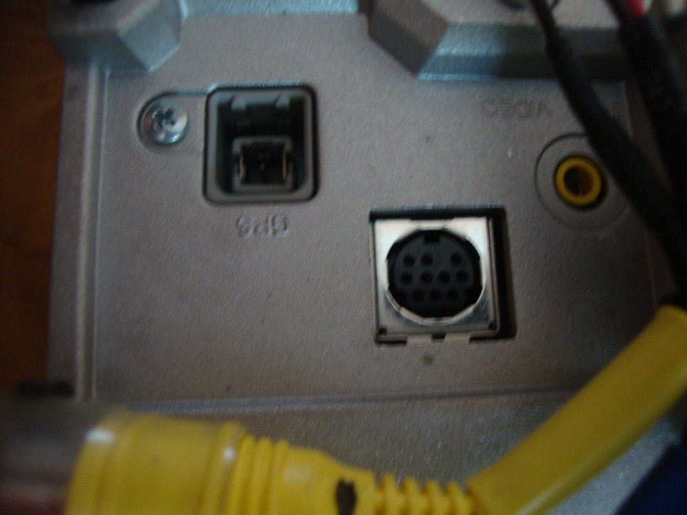 Alpine A132M6199F OEM Head Unit *NOT TESTED*