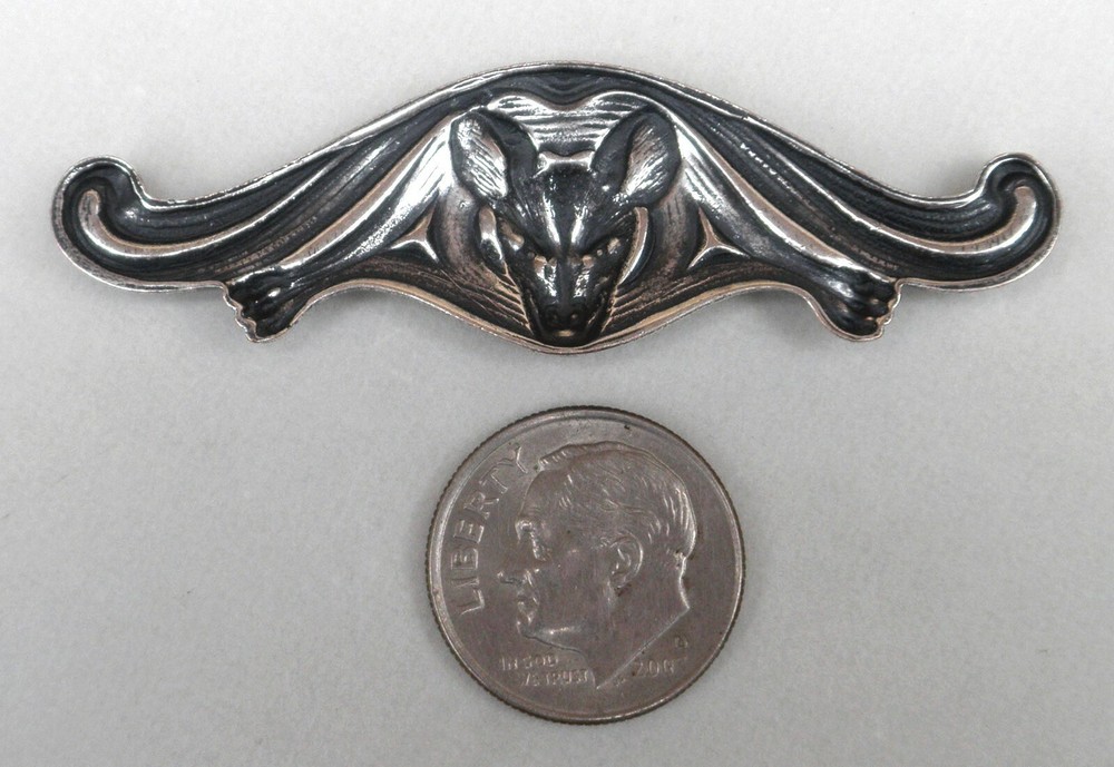 #2160 SMALL ANTIQUED STERLING SILVER PLATED BAT COMPONENT - 1 Pc