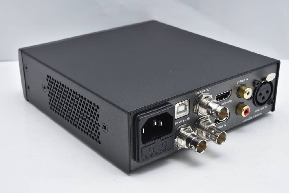 Blackmagic Design Web Presenter 4K Live Streaming Encoder HDMI SDI USB