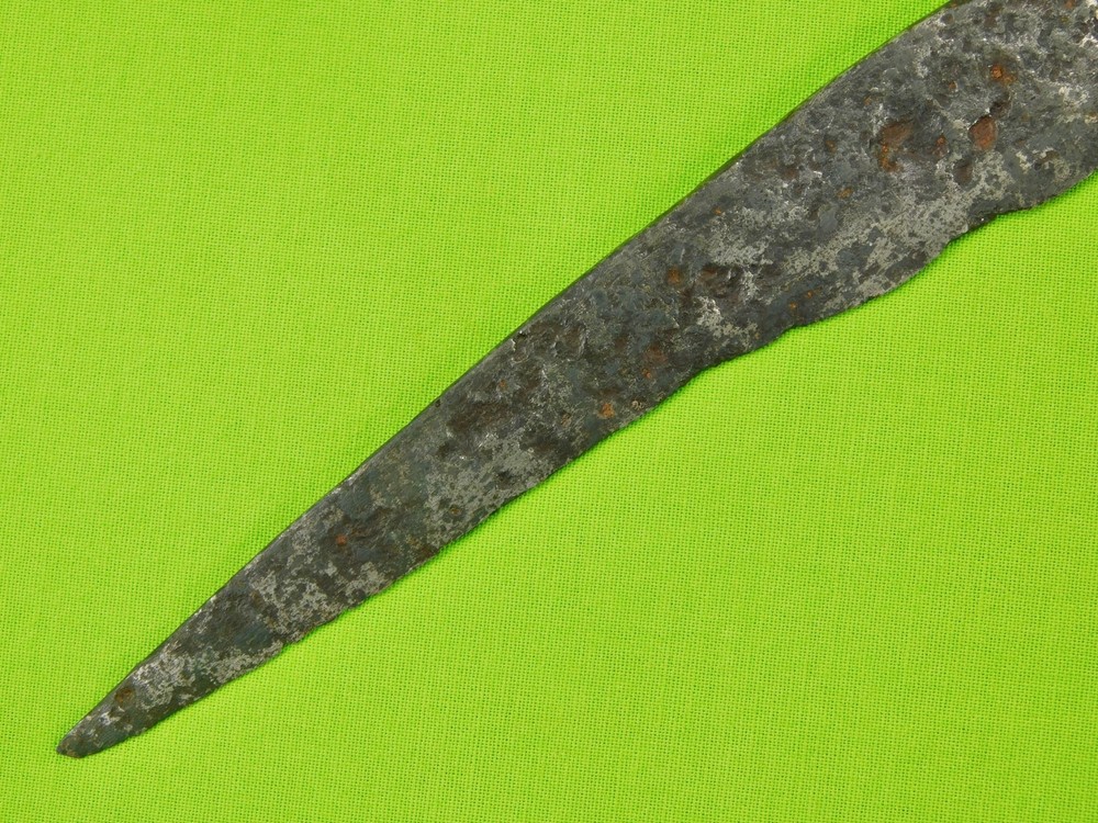 Antique Very Old Medieval Knife Dagger Blade D