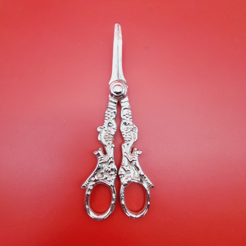 Vintage Silver Plate Victorian Style Grape Scissors Fox & Grapes Design