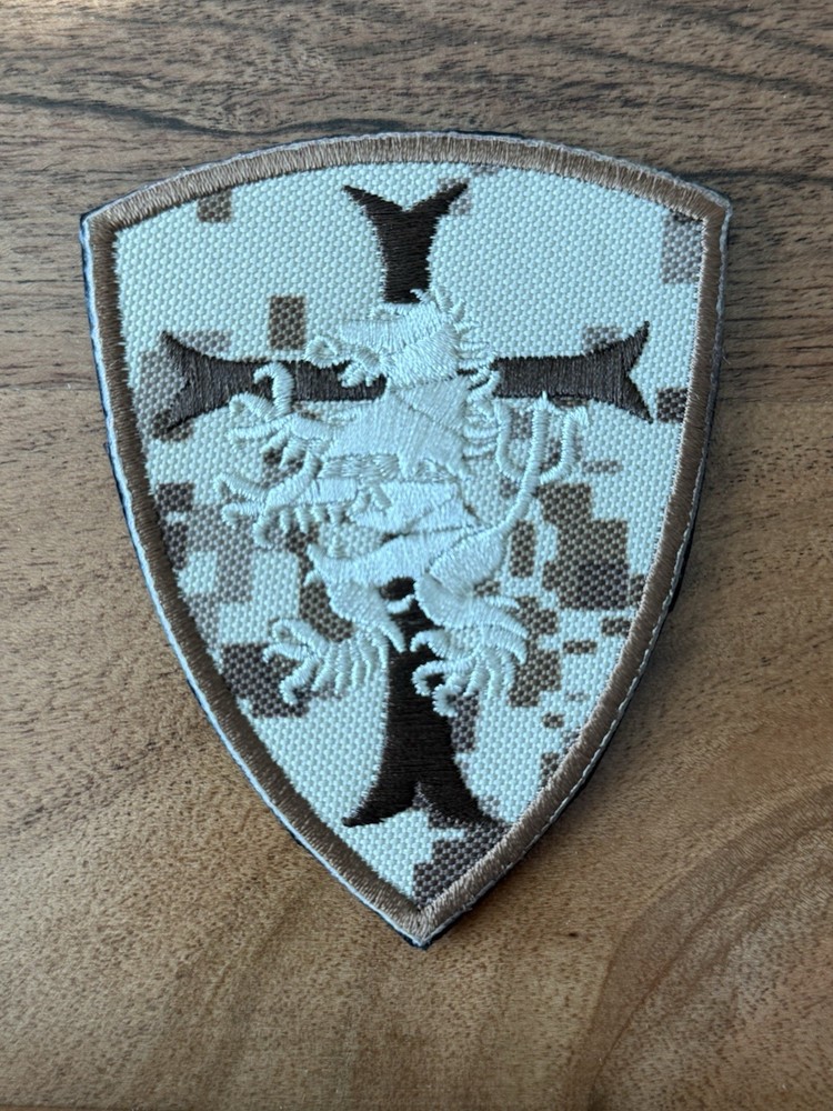 Crusader Cross Shield - Tactical Moral Patch - Hook & Loop - Desert Digital Camo