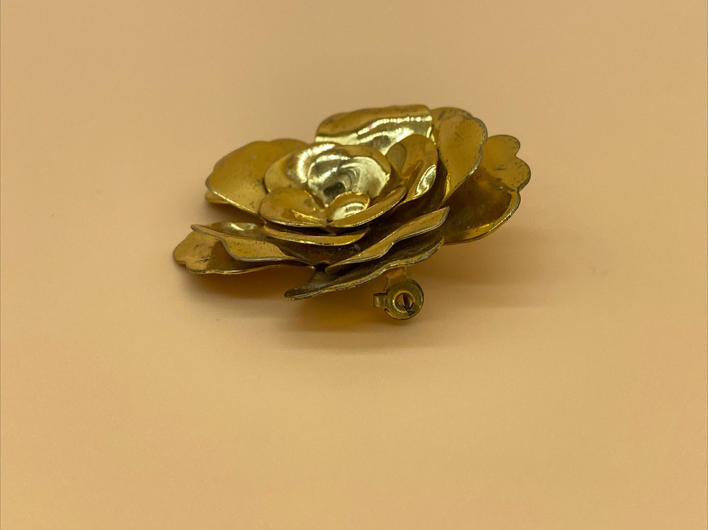 vintage brooch pin back unsigned collectors