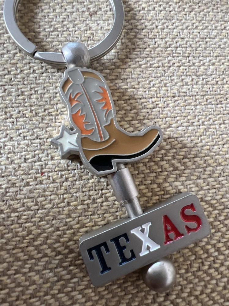 Vintage Keychain Texas Spins