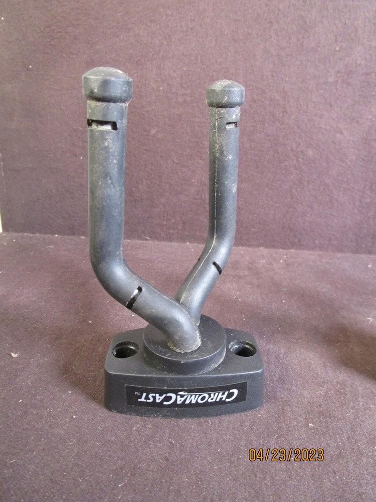 3 Chroma Cast Guitar Holders Wall Mount