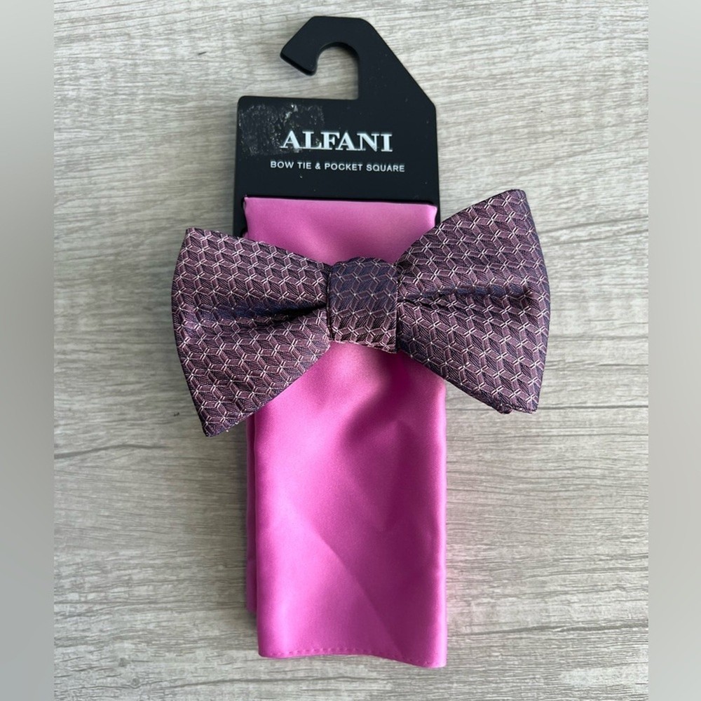 Alfani Men's Pink Bow Tie & Solid Pocket Square Set