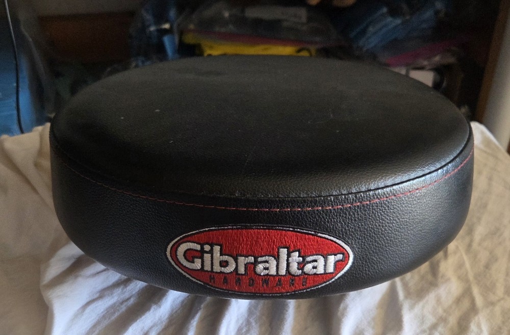Gibraltar Throne Seat Top & Evans EQ Muffler