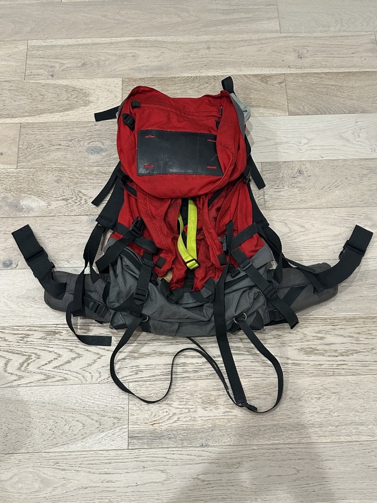 Heavy duty hiking Backpack Structural Support Long distance use light weight