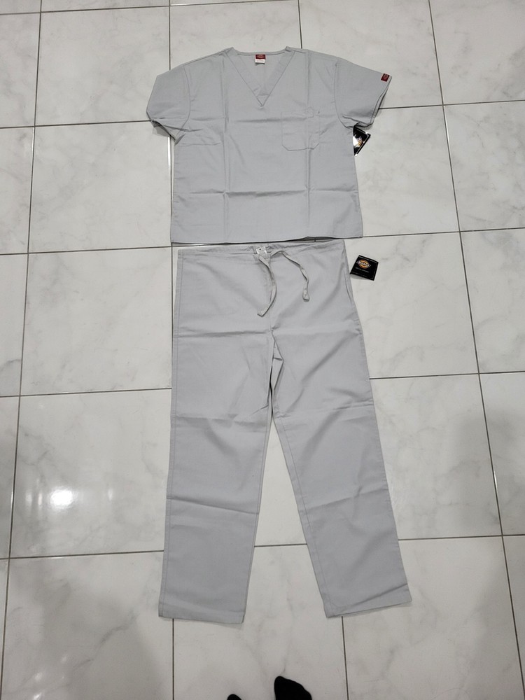 Unisex Scrub Set: V-Neck Top & Drawstring Pant