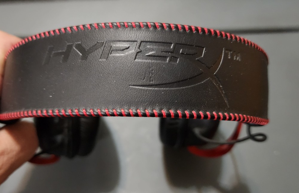 HyperX Cloud II Wireless Gaming Headset - Red