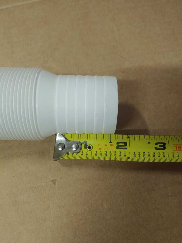 THRU HULL WHITE NYLON - STRAIGHT BARBED 1-1/2'' - FLANGE OUTER DIAMETER 2-1/8''