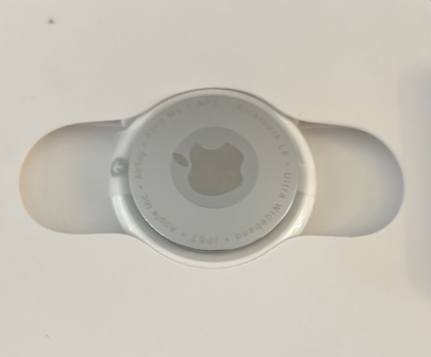 Apple AirTag Bluetooth GPS Tracker For iPhone & iPad (MX532LL/A) A2187