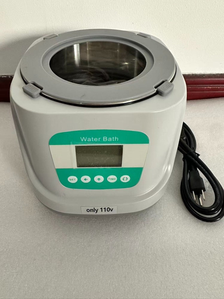 Digital constant temperature water bath with single hole timed magnetic stirring