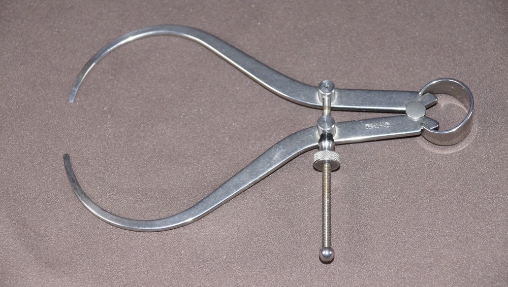 Starrett 179-6 Flat Leg Solid Nut Spring Joint Outside Caliper 6"