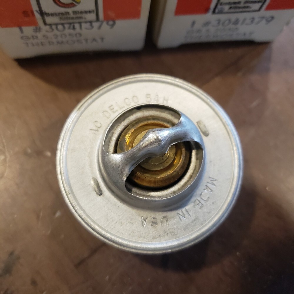 (2) AC DELCO / DETROIT DIESEL FLOW THERMOSTAT 3041379 6685-01-059-5777