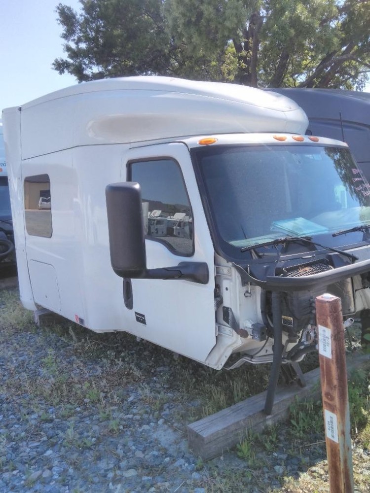 Replaces 2020 INTERNATIONAL LT CAB , MD