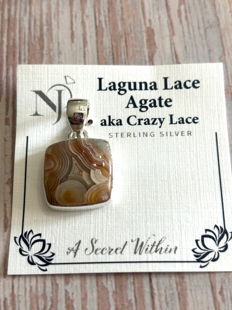 Laguna Lace Agate Pendant