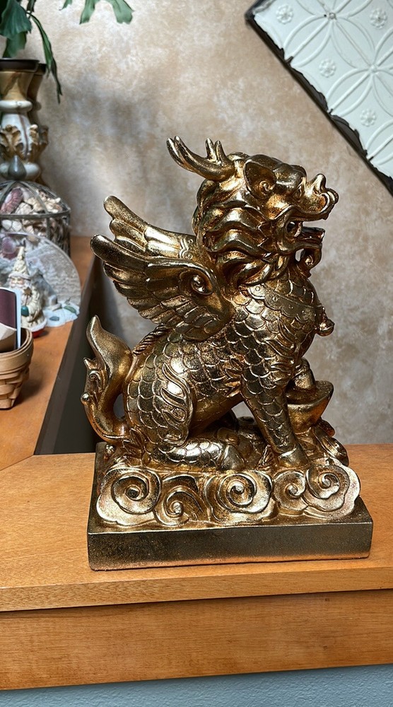 Gold Tone Winged Dragon Foo