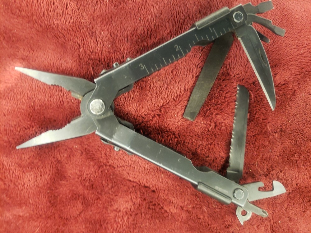 🔪🔪🔪 Gerber Multi Tool Black Needlenose MP600 Drop Point Blade 6ck needle nose