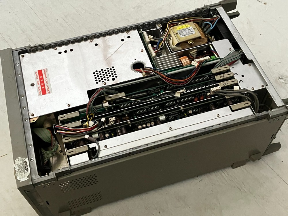 ANRITSU MS2601A SPECTRUM ANALYZER 10kHz - 2.2GHz