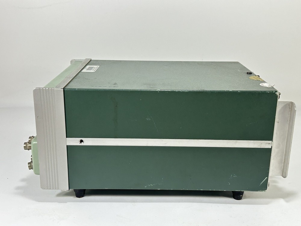 Boonton Electronics ~ Capacitance Meter ~ Model 72BD ~ Power On / UNTESTED